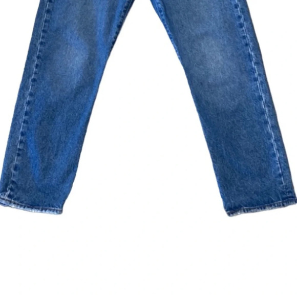 Levi's Classic Blue Straight Leg Jeans - Picture 8 of 14